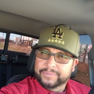 Meet your Posher, Manuel